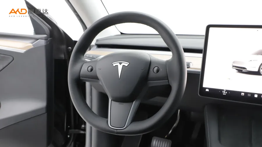 二手特斯拉Model Y 后轮驱动版图片3557615